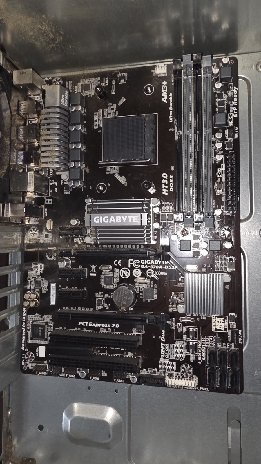 Gigabyte GA-970A-DS3P Motherboard Socket AM3+ DDR3 AMD 970 ATX