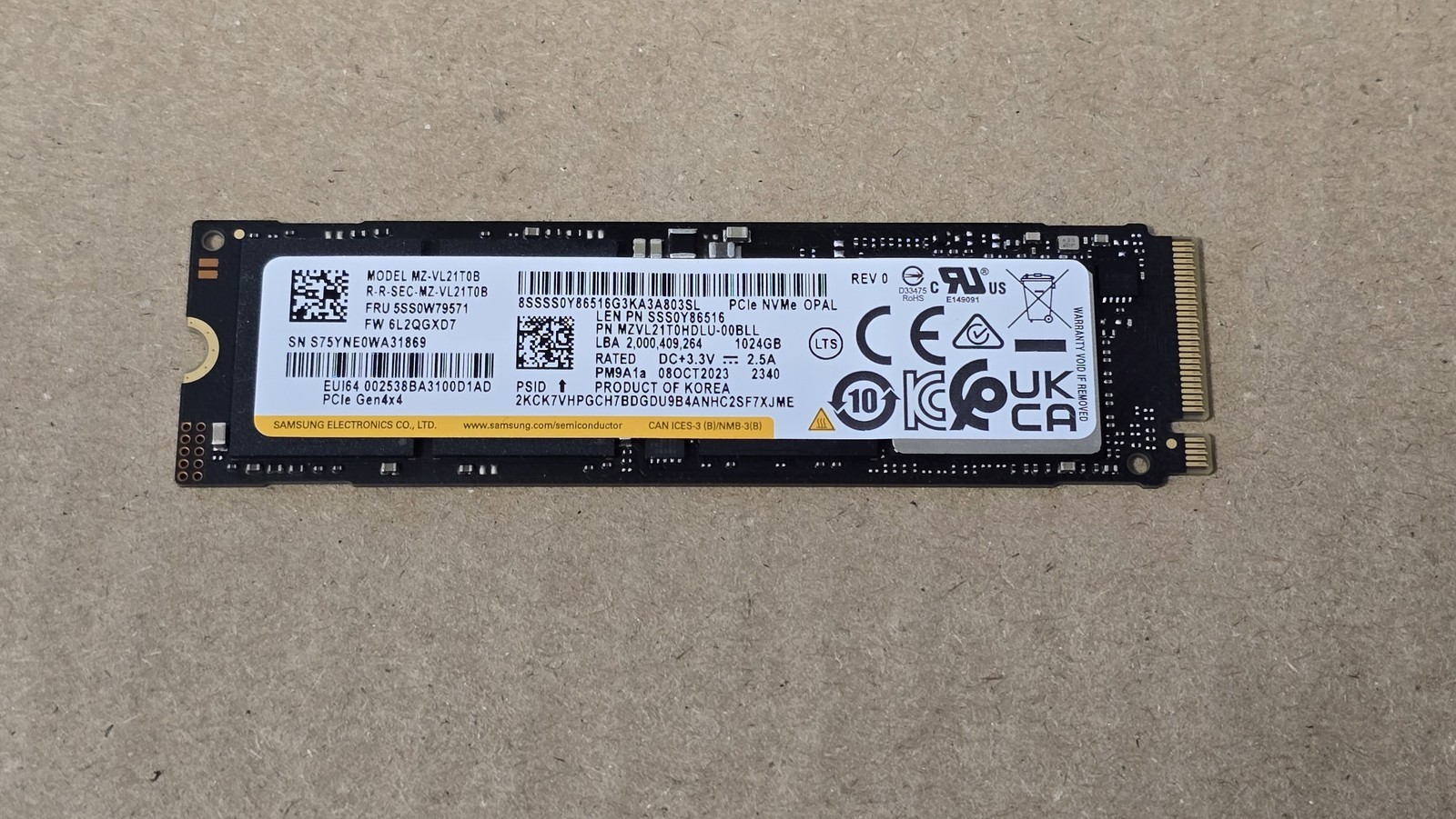NEW Samsung PM9A1a 1TB M.2 2280 NVMe Gen4 PCIe 4.0 SSD MZVL21T0HDLU-00BLL Lenovo