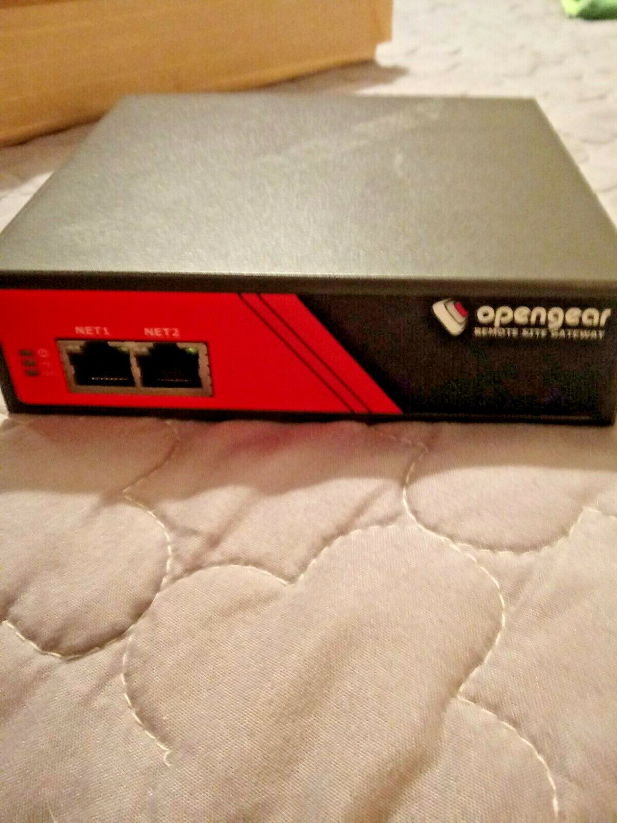 Opengear Remote Gateway ACM7004-2 Network Controller NO power adapter