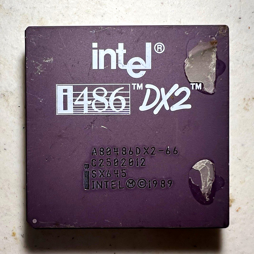 Intel i486 DX2-66 A80486DX2-66 SX645 66MHz 486 CPU Vintage Working Pull