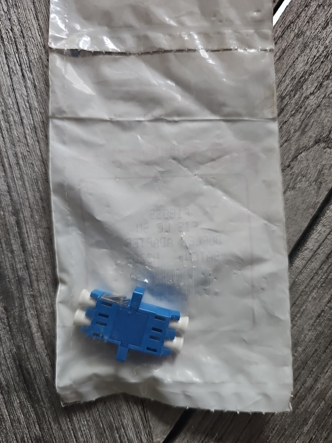 FIS Fiber Optic Duplex Coupler F18035 LC/LC SM Duplex Adapter NEW IN BAG