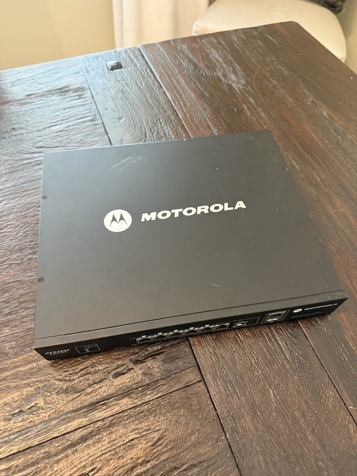 Motorola RFS-4000 RFS-4010-00010-WR WLAN Wireless RF Controller Switch Adapter