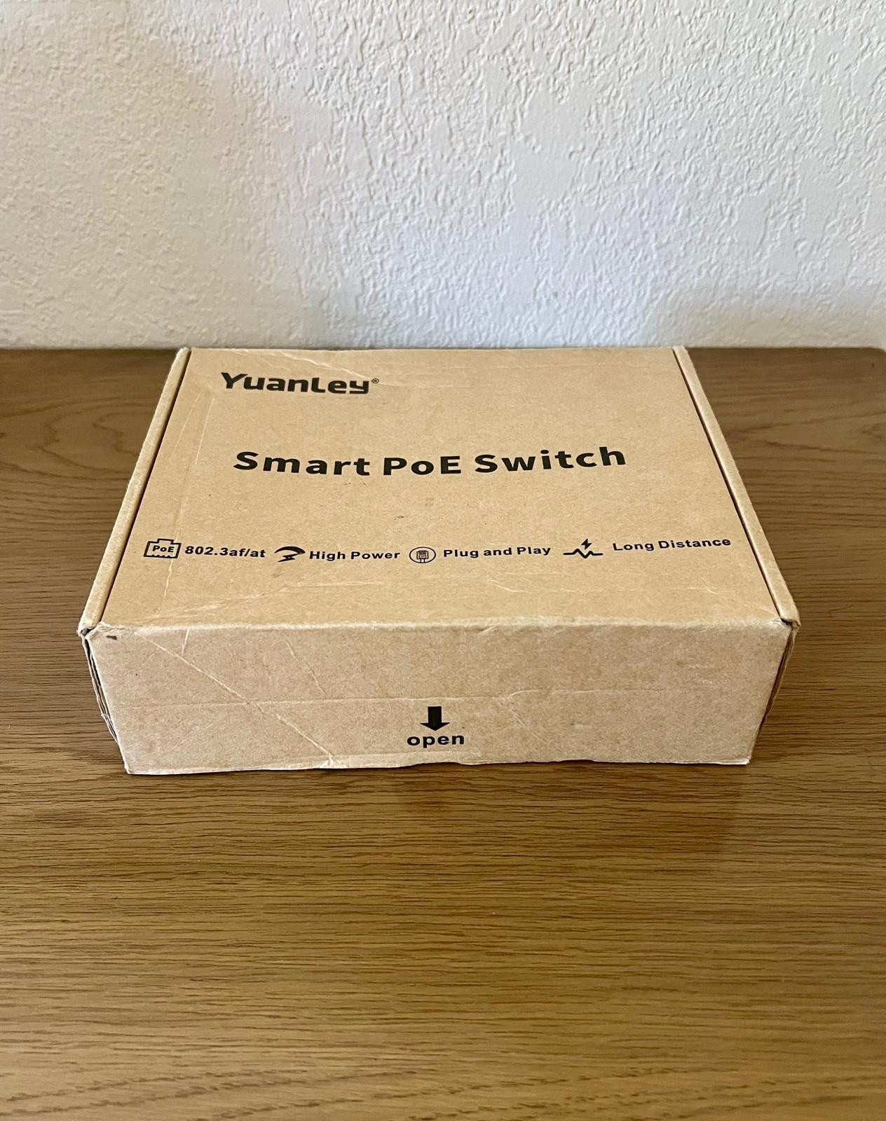 **SHIP FAST** YuanLey Smart PoE Switch 11-Port Gigabit Ethernet 8-Port PoE