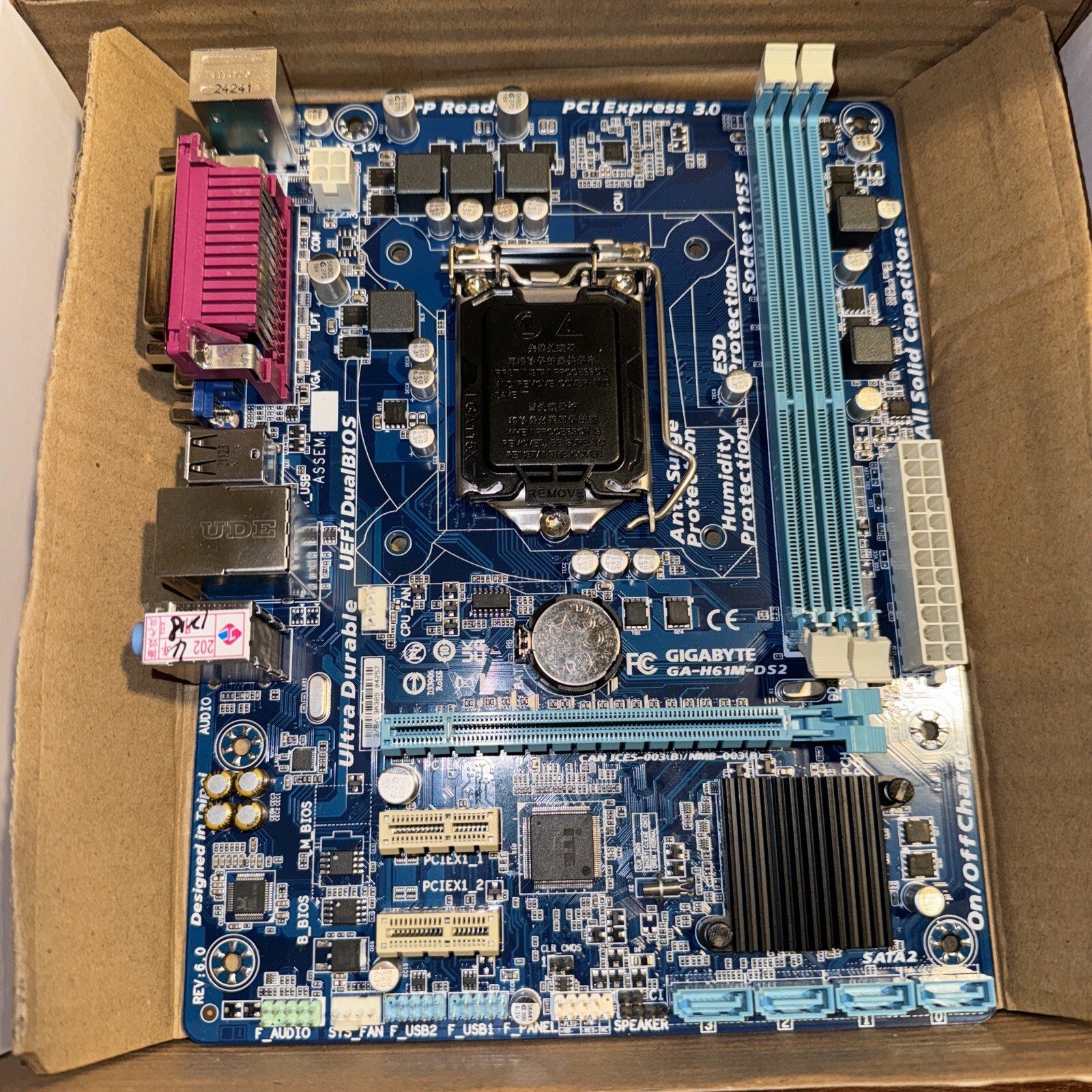 Gigabyte H61M-DS2 Intel H61 Socket LGA 1155 Motherboard