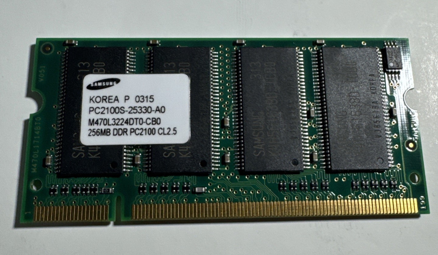Samsung 256MB DDR PC2100S-25330-A0 Memory M470L3224DT0-CB0
