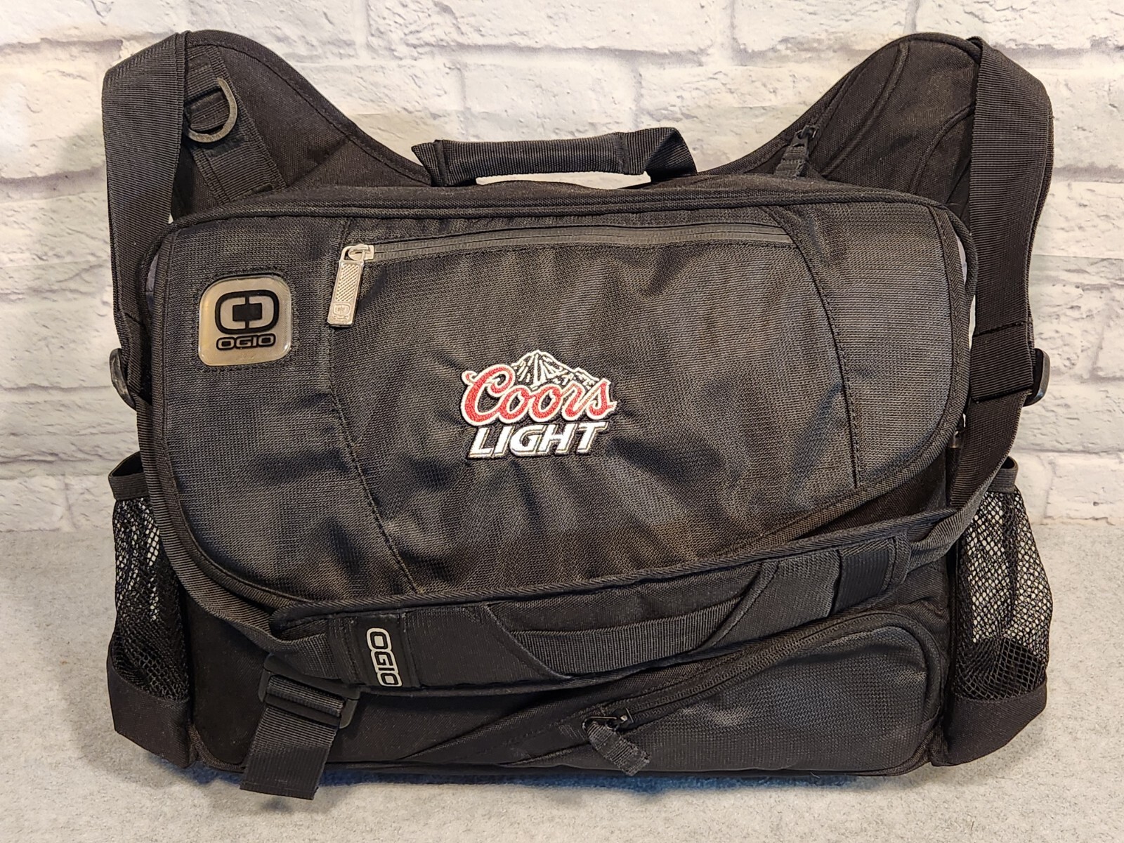 OGIO Street Hip Hop Coors Light Messenger Travel Bag Black Padded Laptop
