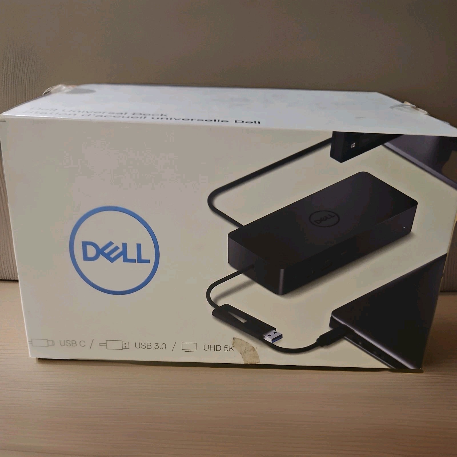 Brand NEW Dell Universal Dock D6000   USB 3.0 USB-C Dock Docking Station