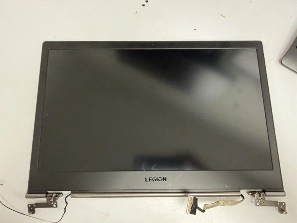 Y740-17IRH Lenovo Legion 17.3-inch LCD screen/ excellent conditions