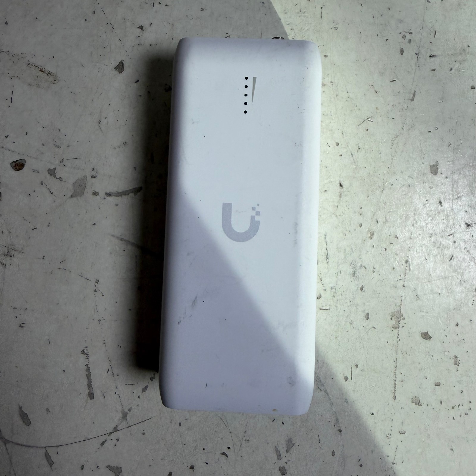 Ubiquiti Networks UniFi Device Bridge UDB White Plug-and-Play Wireless Adapter