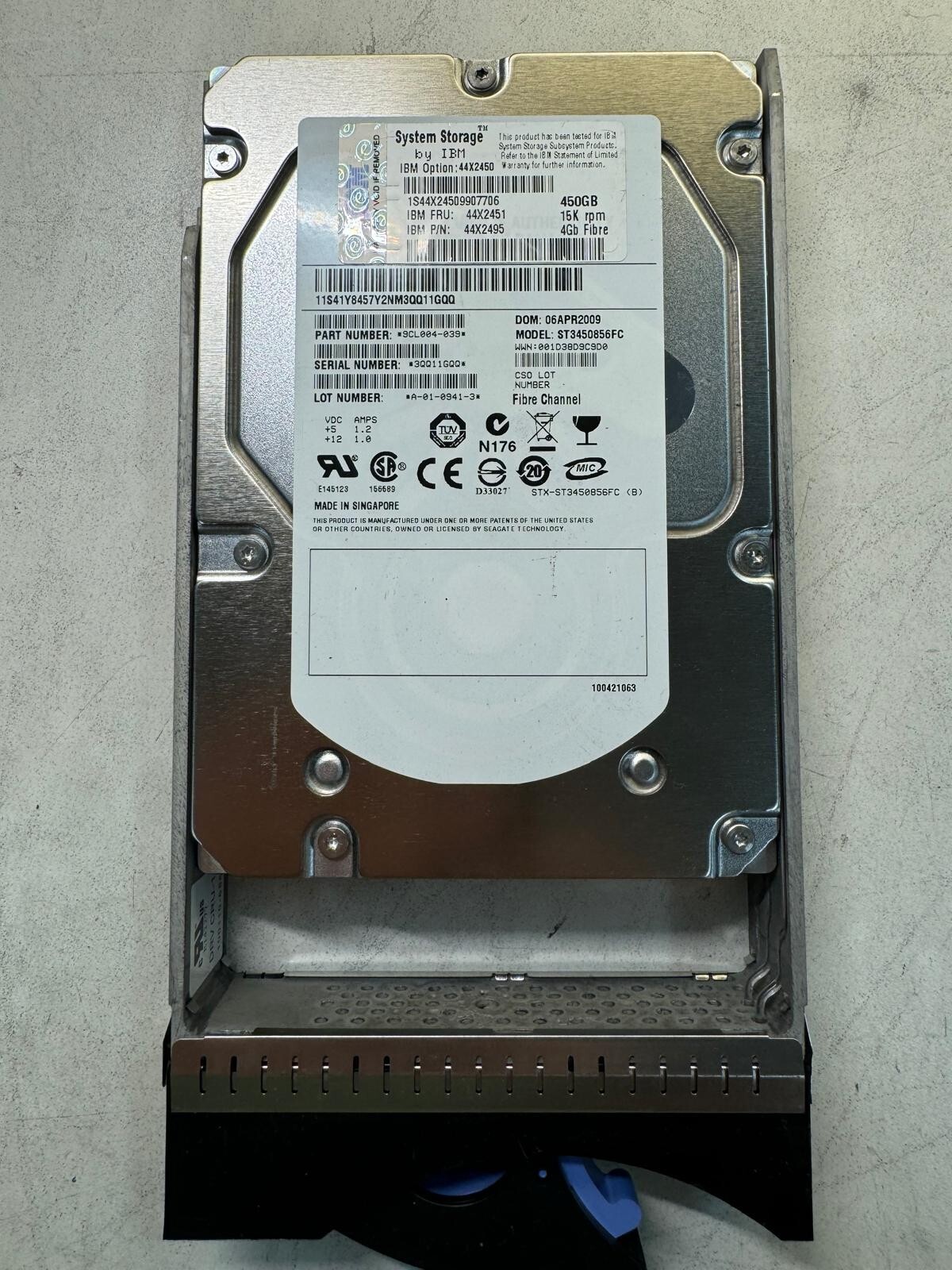 IBM 44X2451 44X2450 44X2495 1S44X2450 450Gb 15K 4Gb/s Fibre Channel 3.5" HDD