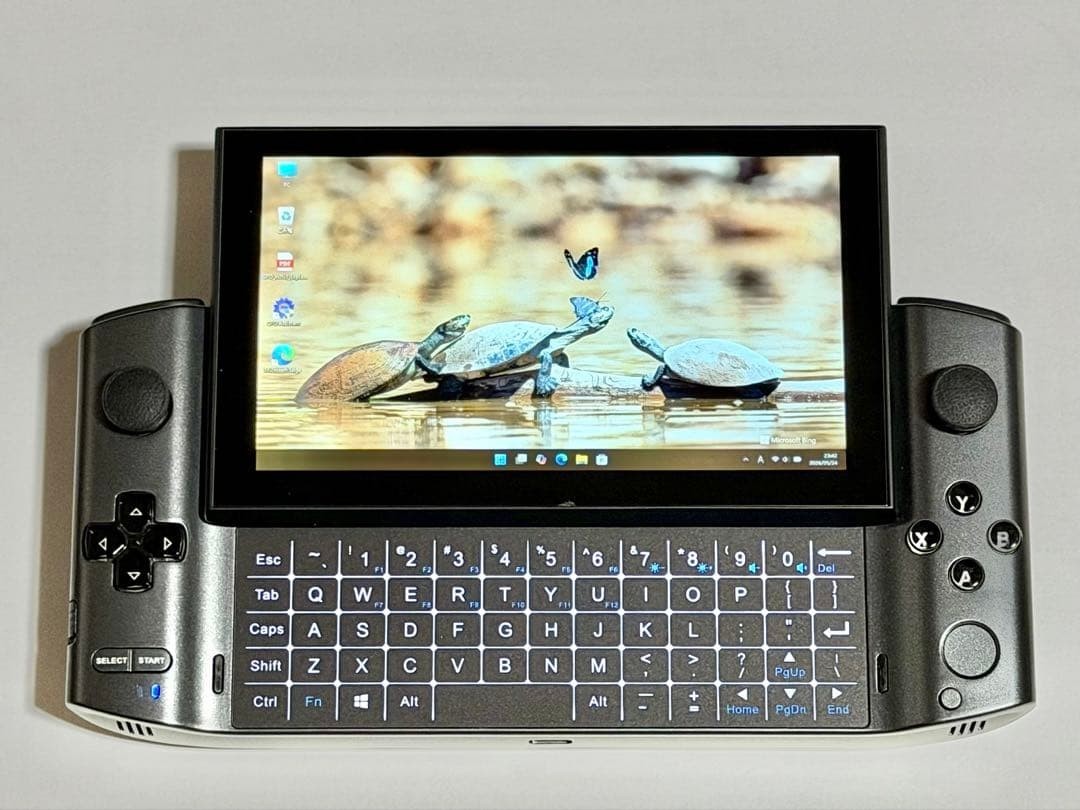 GPD WIN 3 i7-1165G7 16GB 1TB 5.5" Windows 11 Handheld Gaming PC From Japan