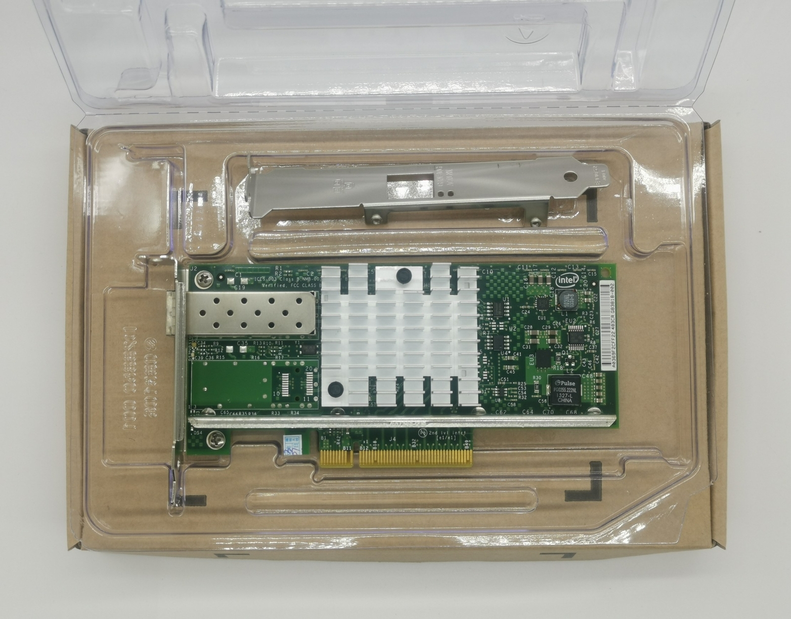 NEW Intel X520-DA1 E10G41BTDA 10GbE Ethernet Converged Network Adapter US seller
