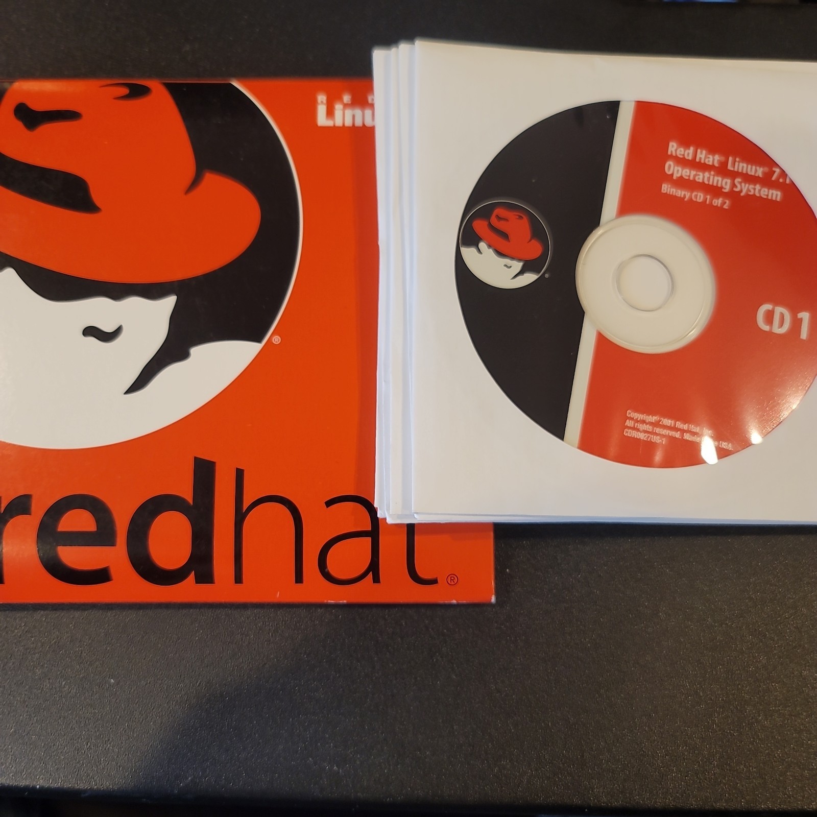 Vintage Red Hat Linux 7.1 Operating System c2001