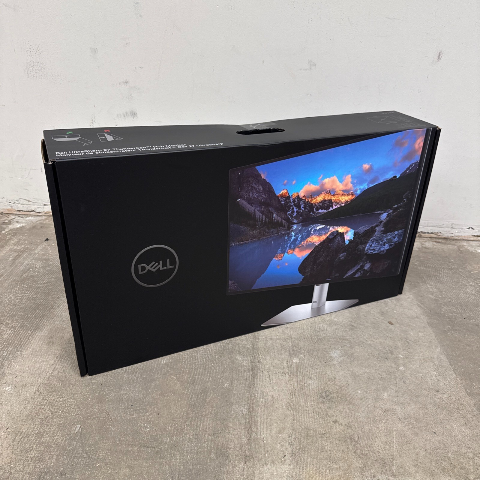 Dell U2724DE 27-Inch QHD (2560 x 1440) UltraSharp Thunderbolt Hub Monitor