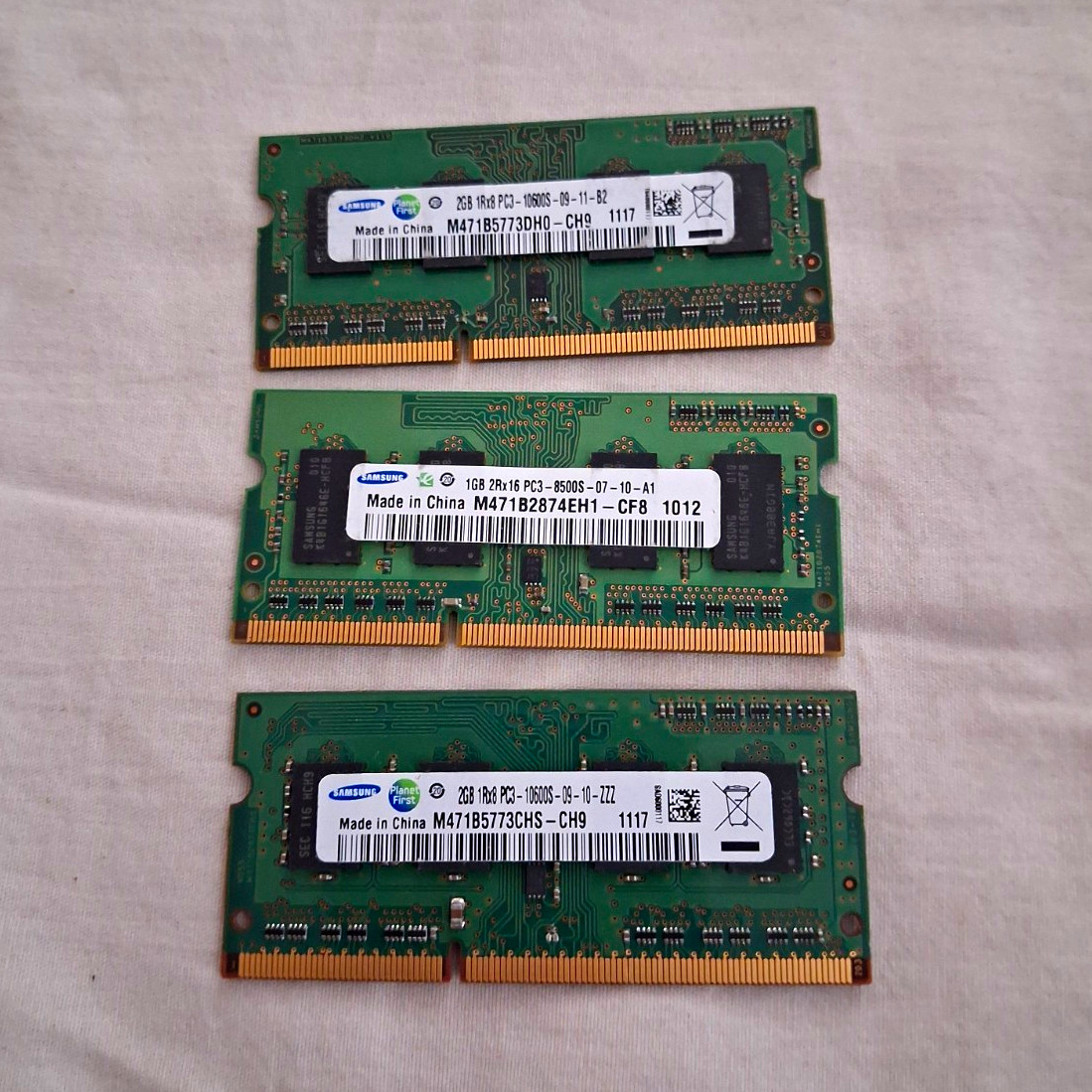 Lot of 3 Samsung DDR3 Laptop RAM SO-DIMM 5GB Total 1GB 2GB PC3 Tested