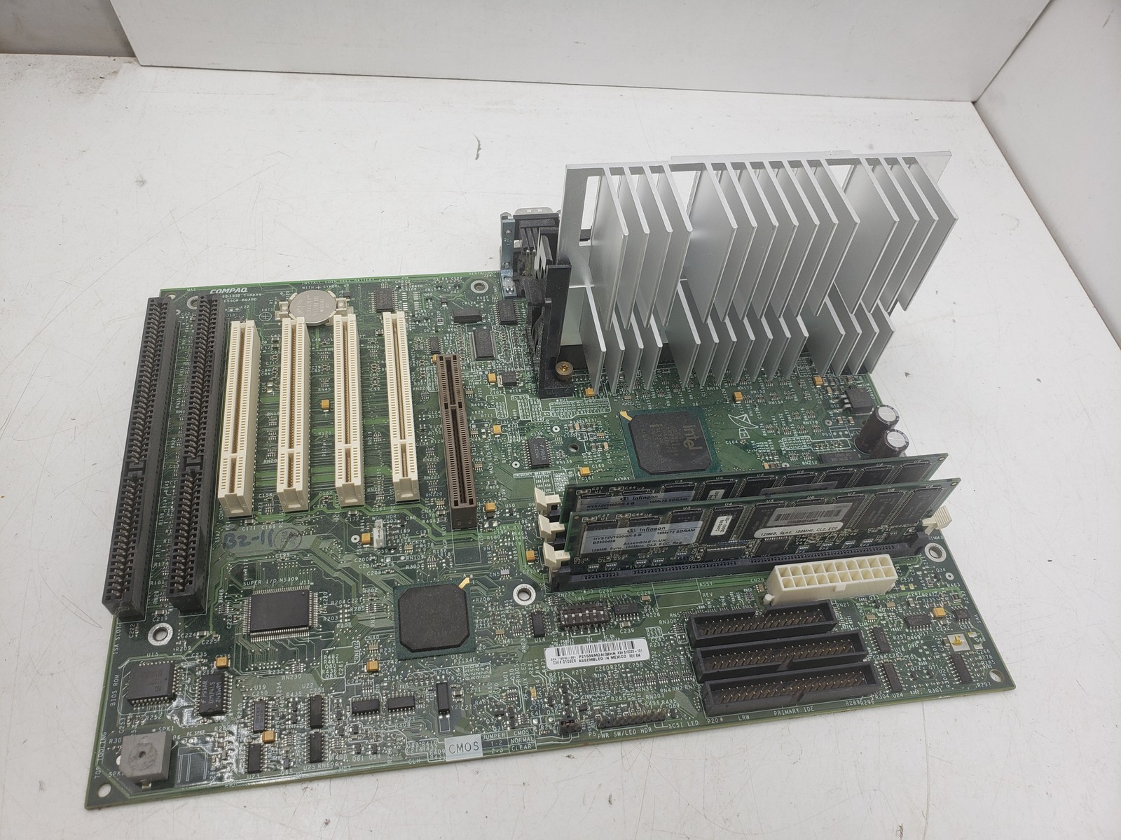 Compaq Deskpro EP 010233-101 118653-601 Slot-1 Motherboard + Pentium III and ...