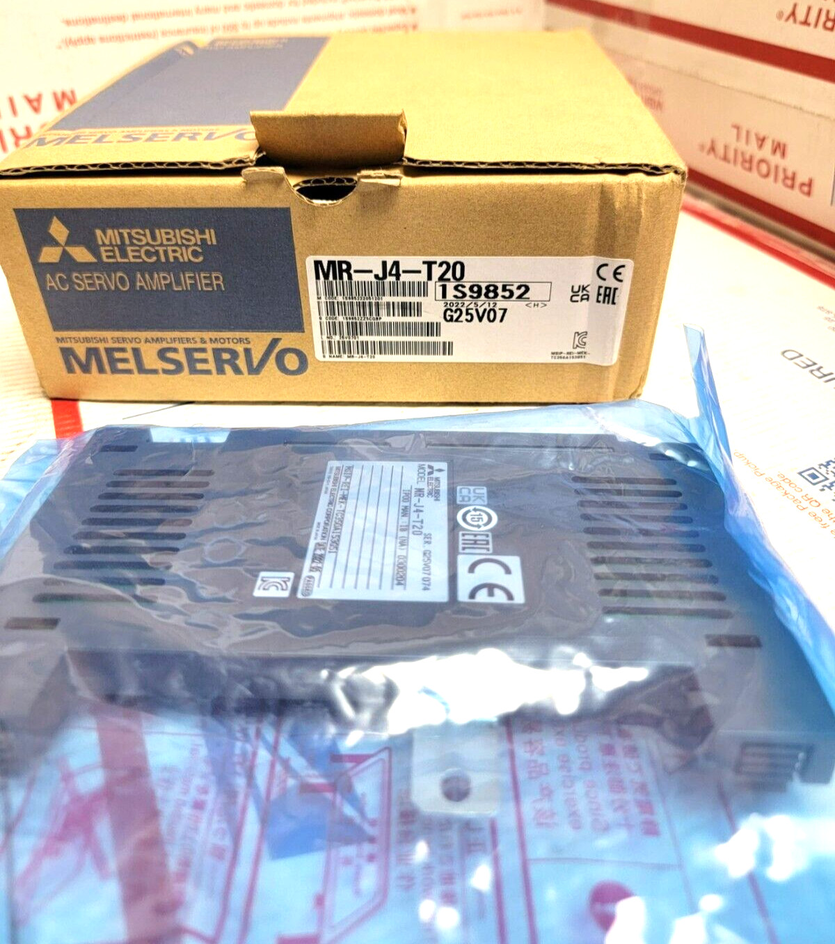 New Mitsubishi servo drive MR-J4-T20 AC SERVO AMPLIFIER
