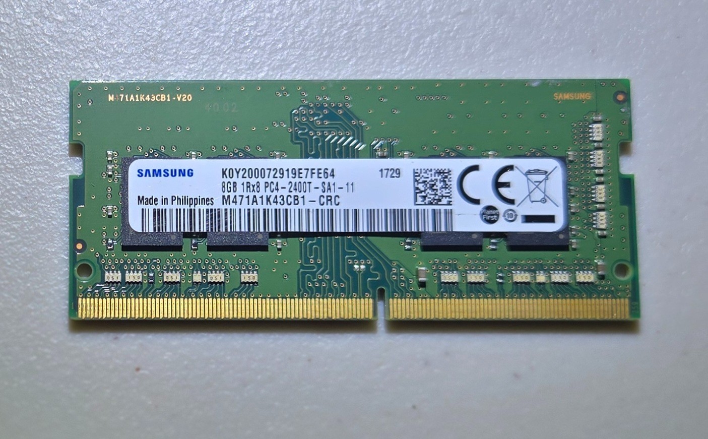 Samsung RAM DDR4 8GB 1RX8 PC4-2400T-SA1-11 M471A1K43CB1-CRC RAM TESTED & WORKS