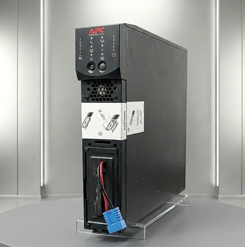 APC SURT1000XLI Smart-UPS 1000VA 700W 220-240V Uninterruptible Power Supply