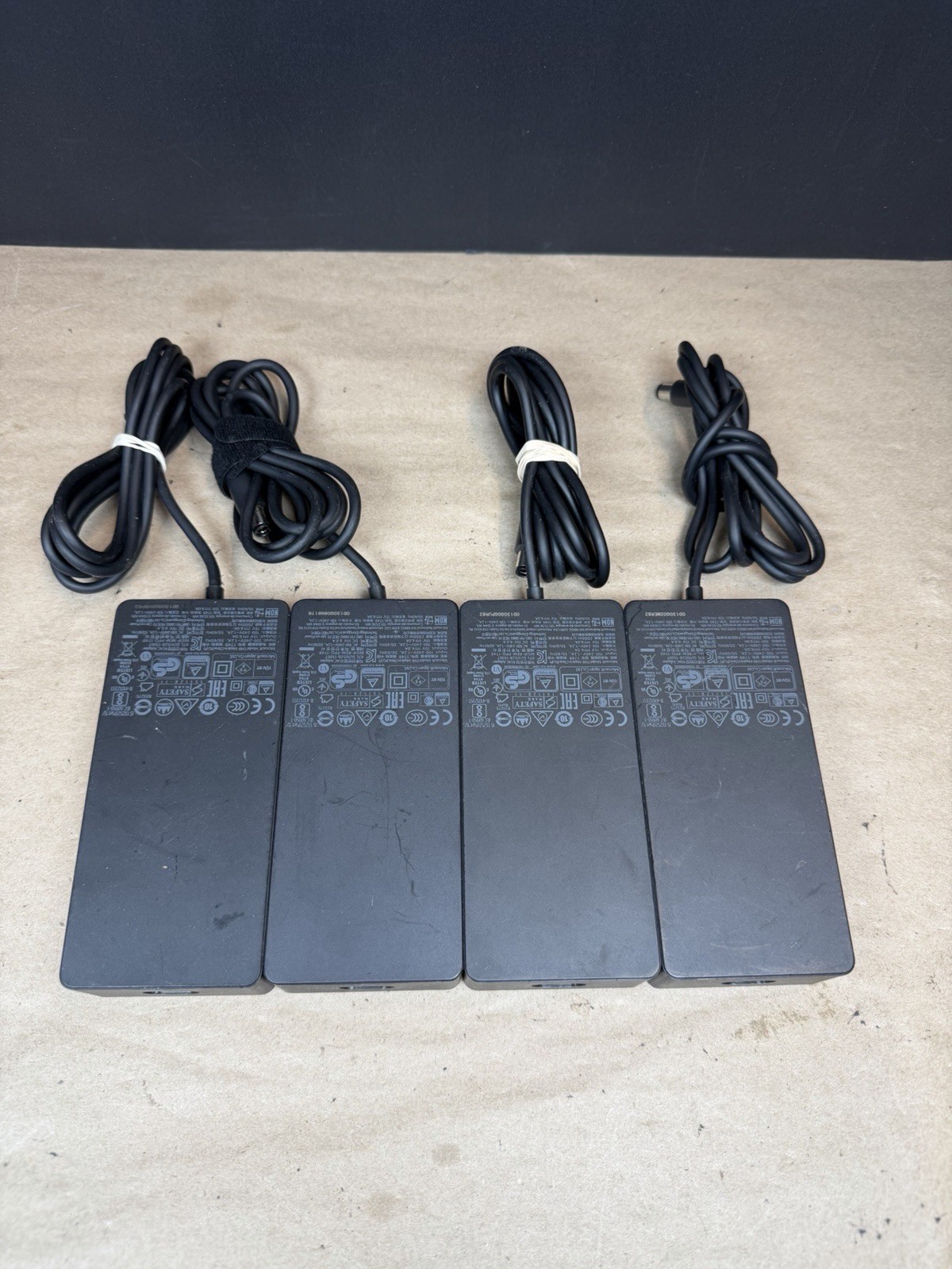 Genuine Microsoft Lot-4 AC Adapter 90W Model 1749 15V 6A for Surface Pro 4
