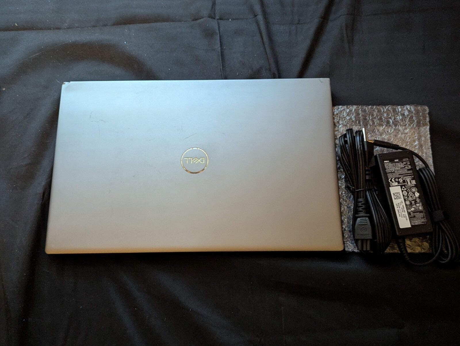 Dell Laptop - Vostro 15 5510 - i5-11320H 16GB 256GB SSD 15.6 FHD W11P