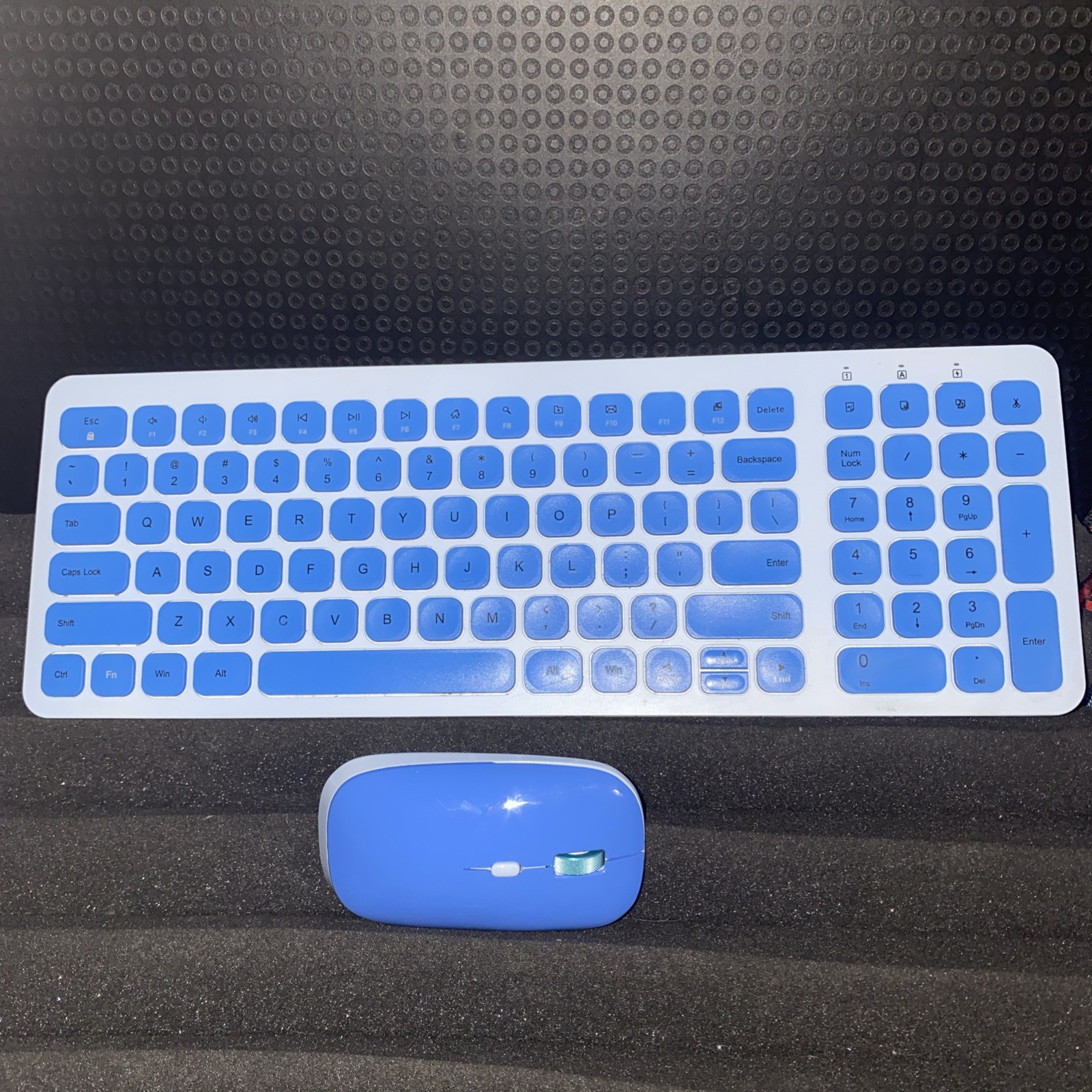 Cimetech KF-10+TM002 Light Blue 2.4 Ghz Wireless Keyboard And Mouse Set