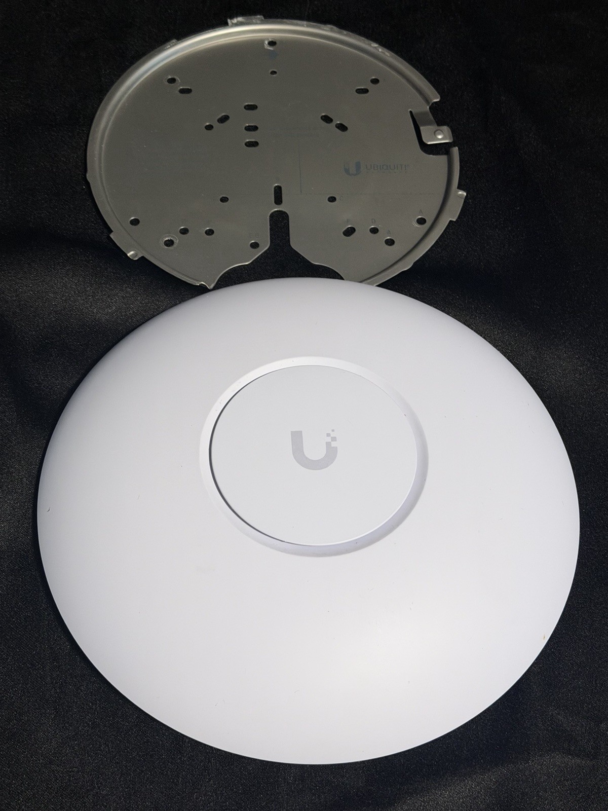 Ubiquiti UniFi 6 Long Range Wi-Fi Access Point - UR-LR - White