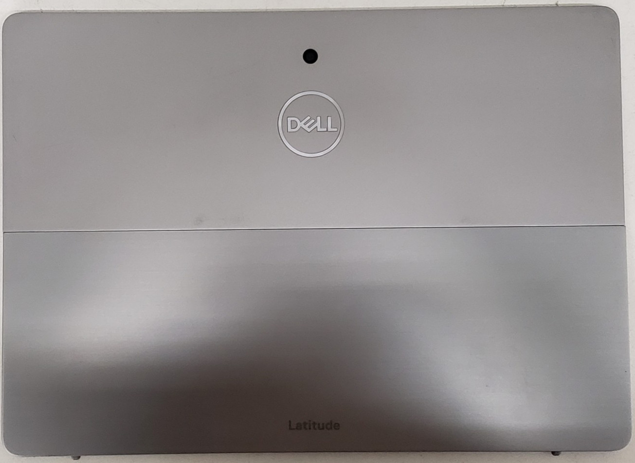 Dell Latitude 7210 2-in-1 i7-10610U 16GB RAM 256GB SSD 12.3" Touch Win 11 Pro.