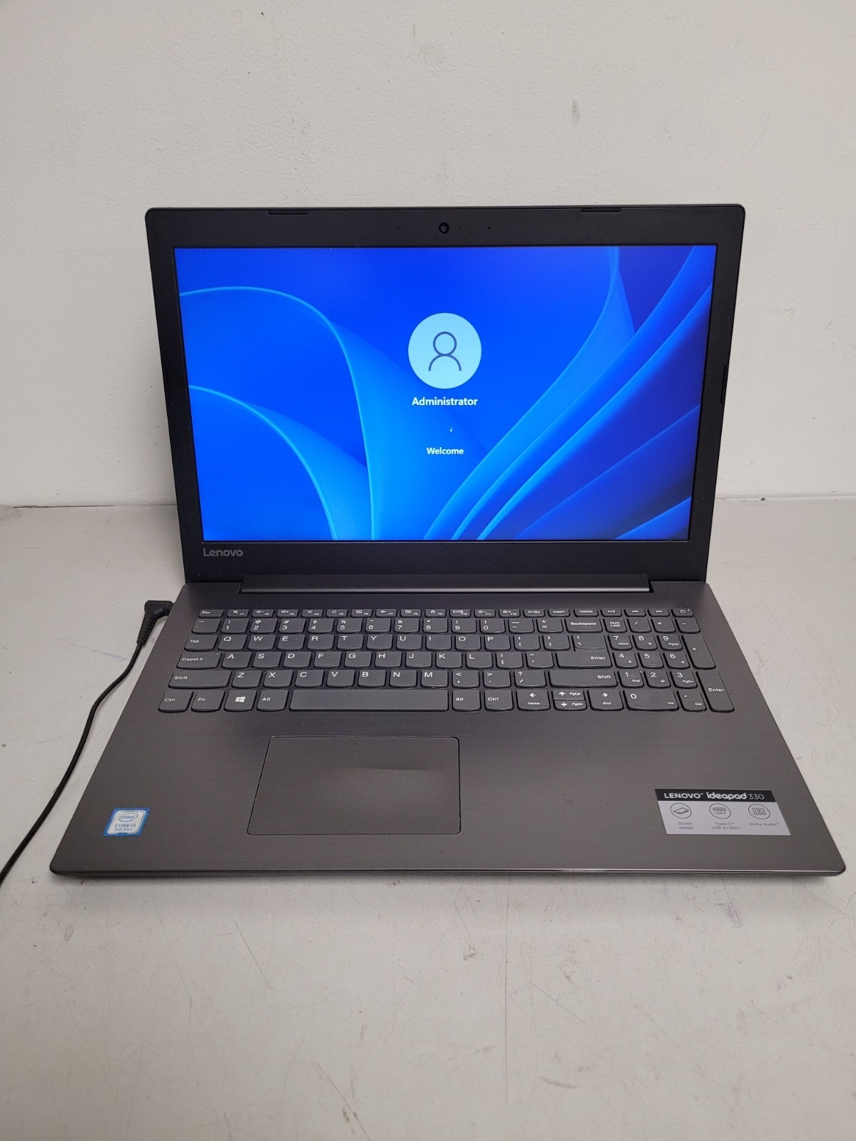 Lenovo ideapad 330-15IKB 15.6" i3-8130u 2.20hz 8gb 1tb hdd w11p charger PF1EY9QP