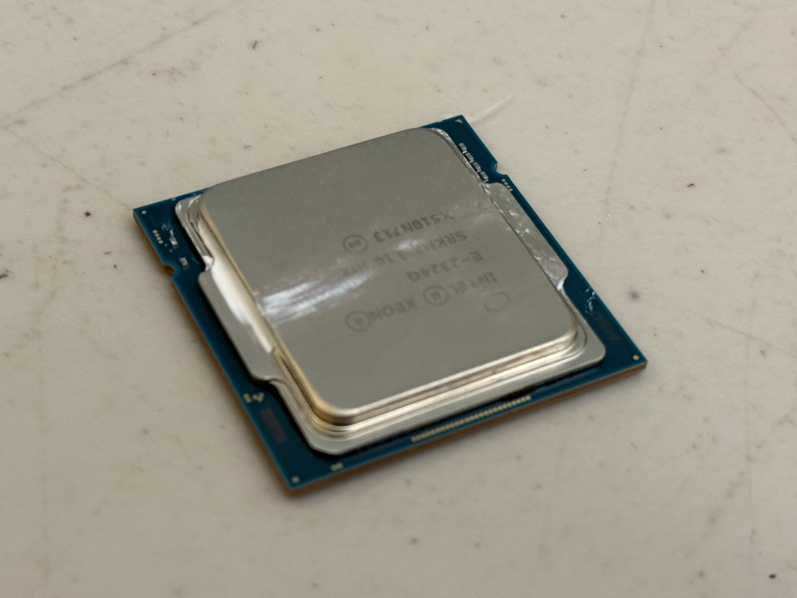 Intel XEON E-2324G SRKN7 3.10GHz 4-Core Processor CPU