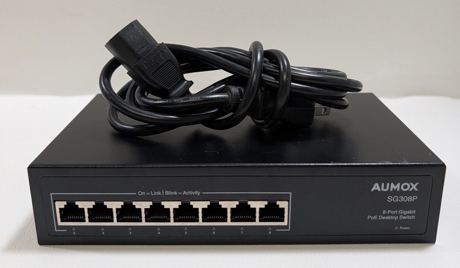 AUMOX SG308P 8 Port Gigabit PoE Desktop Switch 120W AC100-240V 52V--2.3A