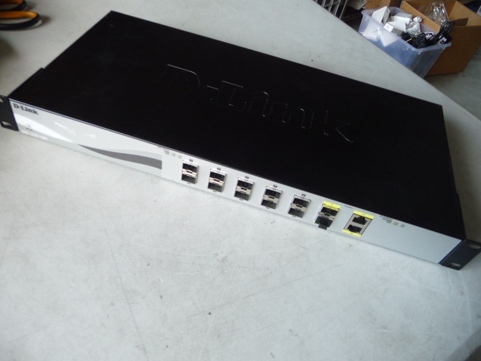 AU SELLER D-Link DXS-1210-12SC 12 PORT 10 Gigabit Fiber Switch W/ Ears  -TESTED.