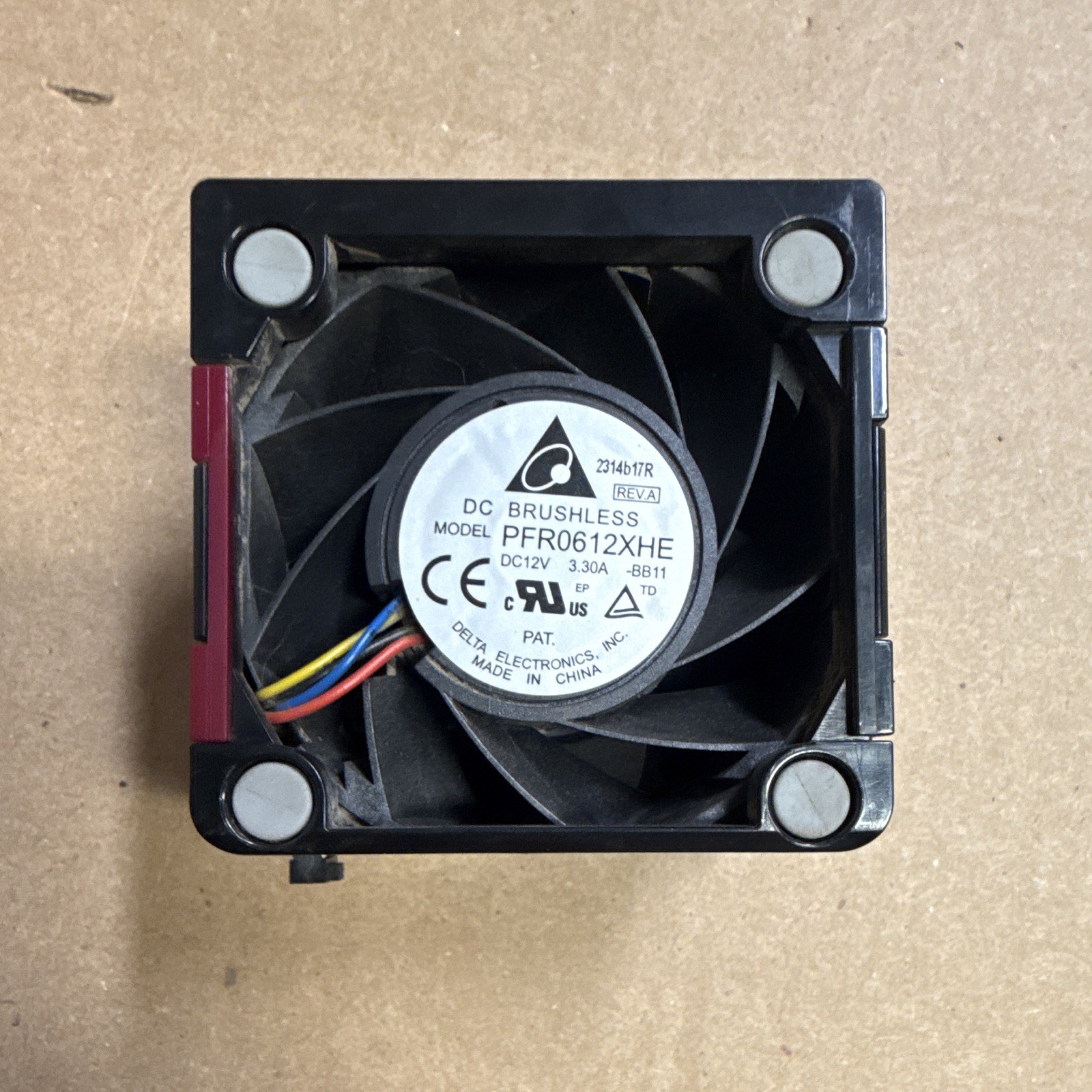 HP ProLiant DL380p Gen8 Fan Module Delta PFR0612XHE 662520-001 6-Pin