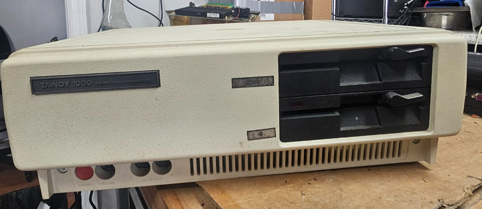 Clean Vintage Retro Gaming Tandy 1000 Personal Computer System Powers & Posts