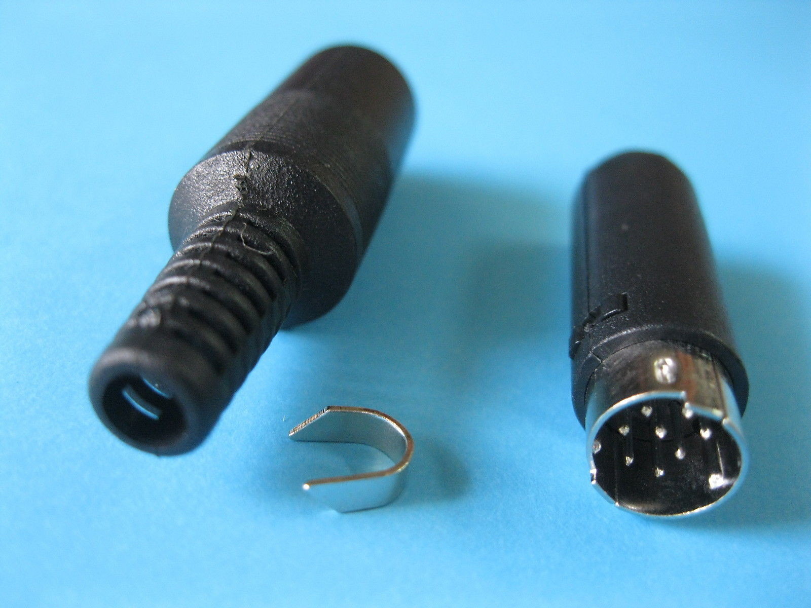 10 pcs Standard Mini DIN Plug 8 Pin Male Connector with Plastic Handle New