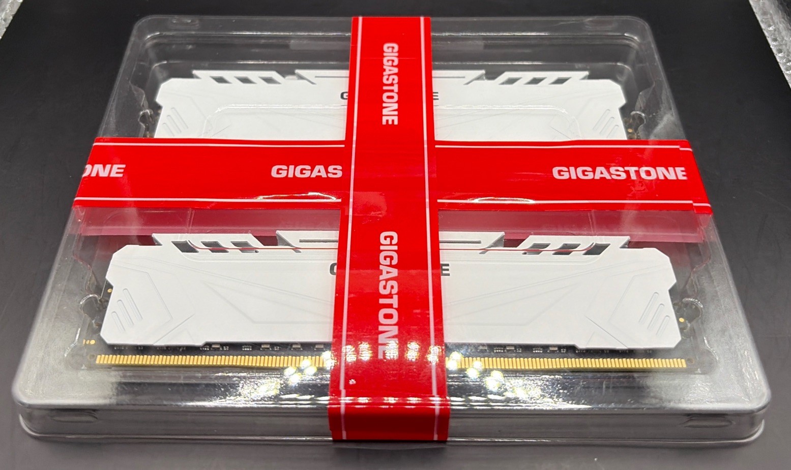 [NEW] Gigastone 32GB (2×16GB) DDR4 3200MHz Desktop RAM – White Game Series