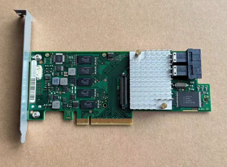 Fujitsu EP400i D3216-A13 LSI MegaRAID SAS 1GB Cache 12GB
