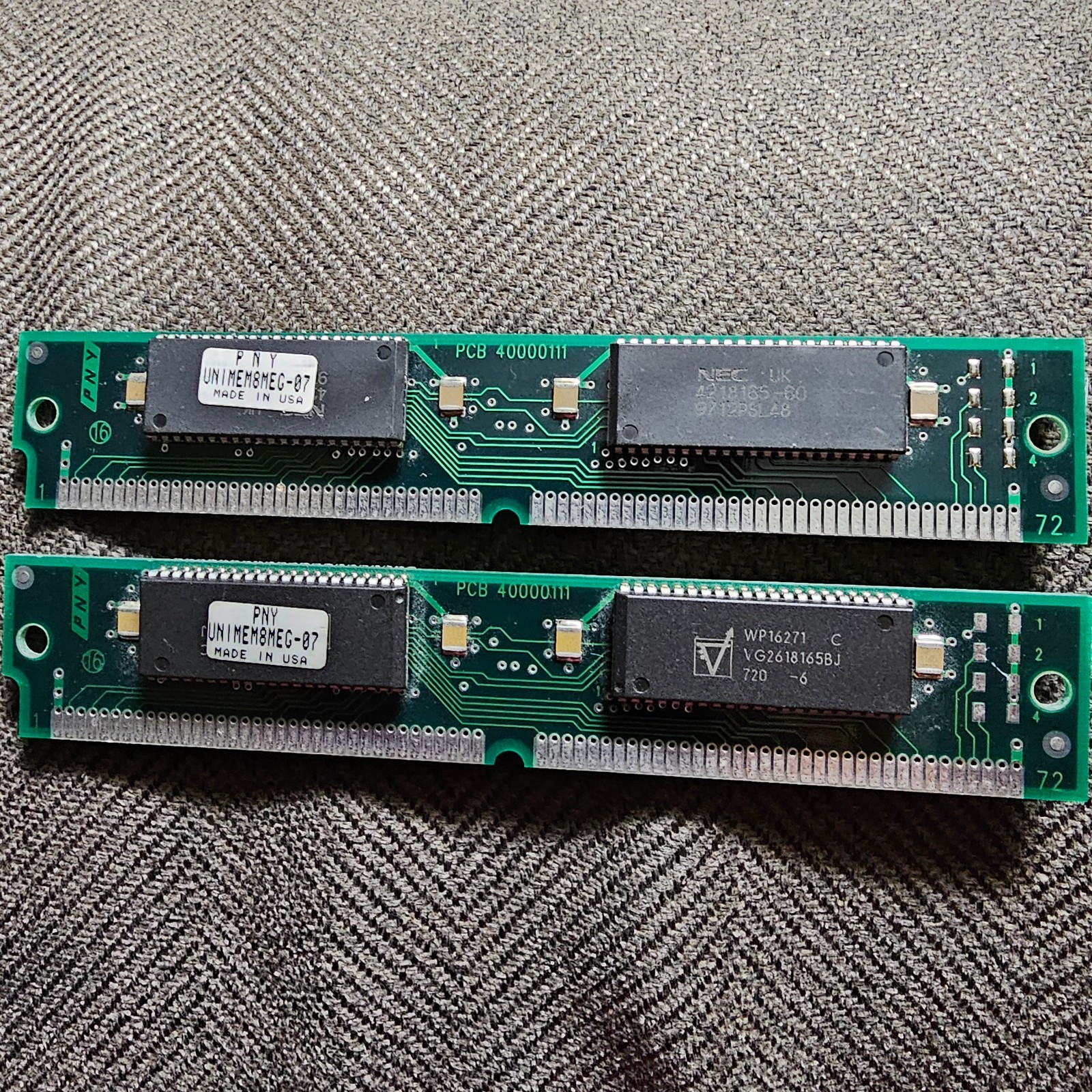 (2) Vintage 1990s PNY 8MB EDO SIMM (P/N UNIMEM8MEG-07) 72-Pin 60ns 5V *Untested*