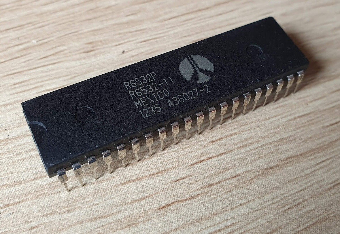 MOS 6532 RIOT