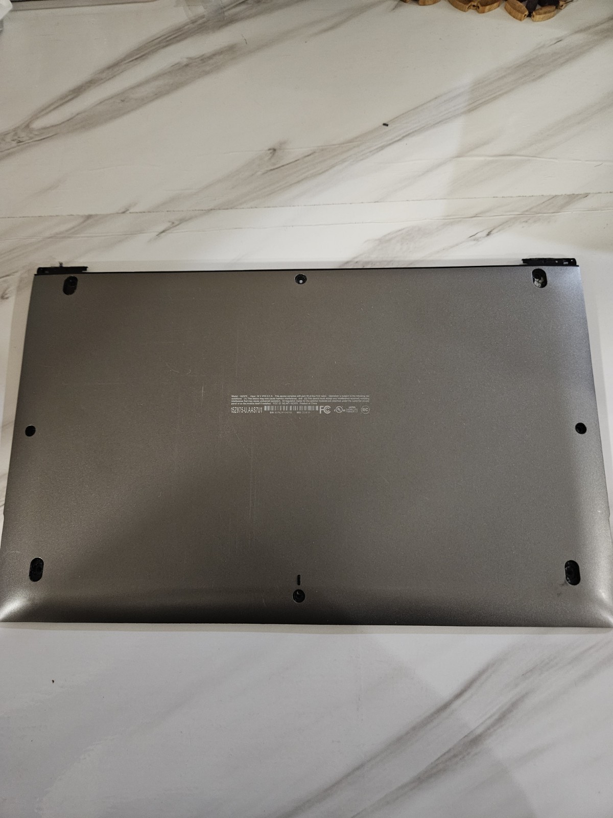 15Z980 GENUINE LG BASE COVER GRAM 15Z980 15Z970 15Z975