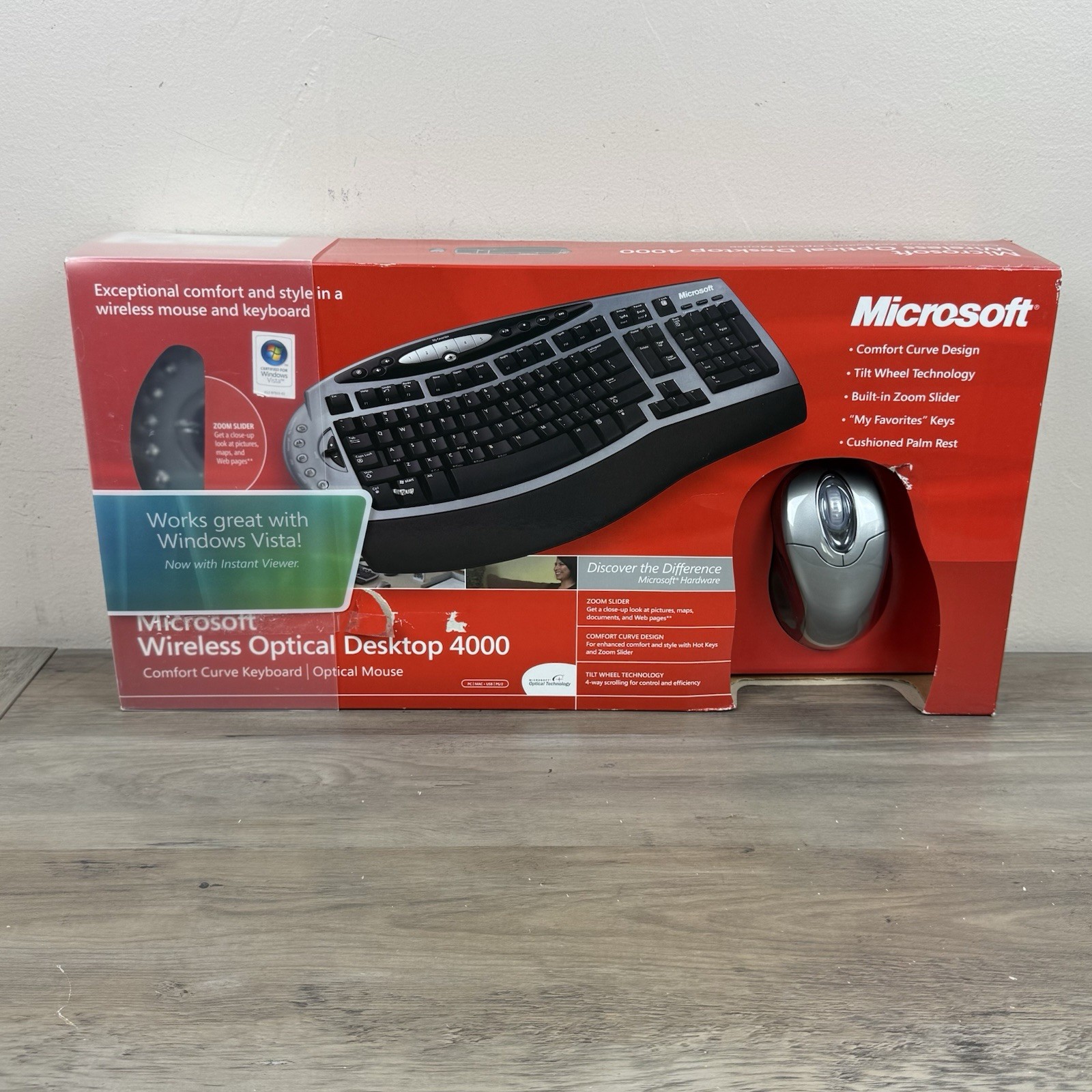 Microsoft Wireless Optical Desktop 4000 Egornamic Comfort Curve Keyboard & Mouse
