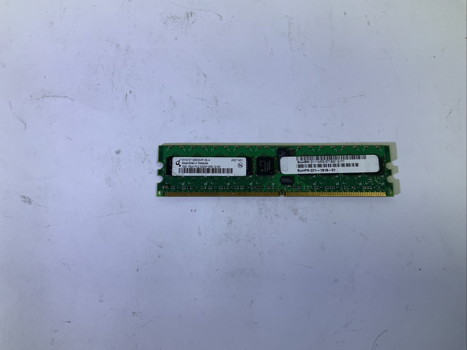 Qimonda HYS72T128000HP-3S-A PC2-5300P-555-12-H0 1GB RAM - JJ Q2B