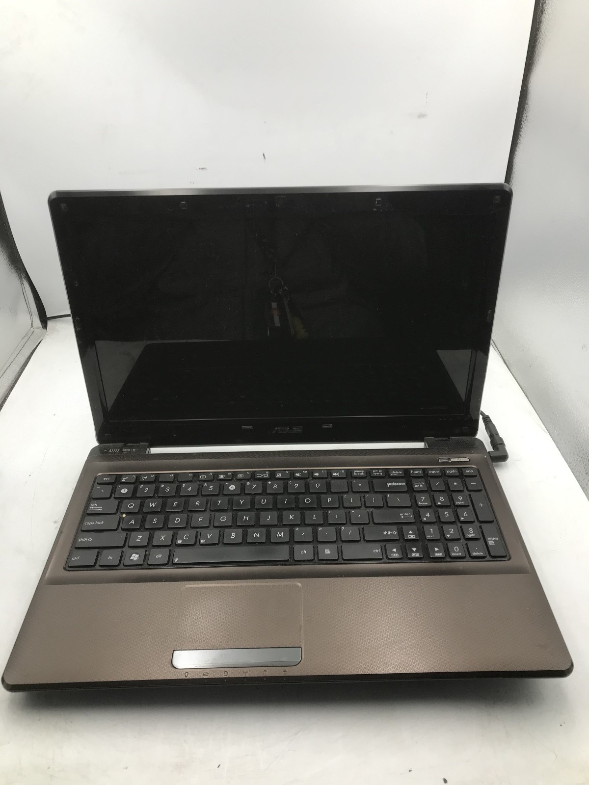 ASUS K52F-BBR5 - FOR PARTS - INTEL PENTIUM P6100 - NO RAM - 15" - READ DESC - BB