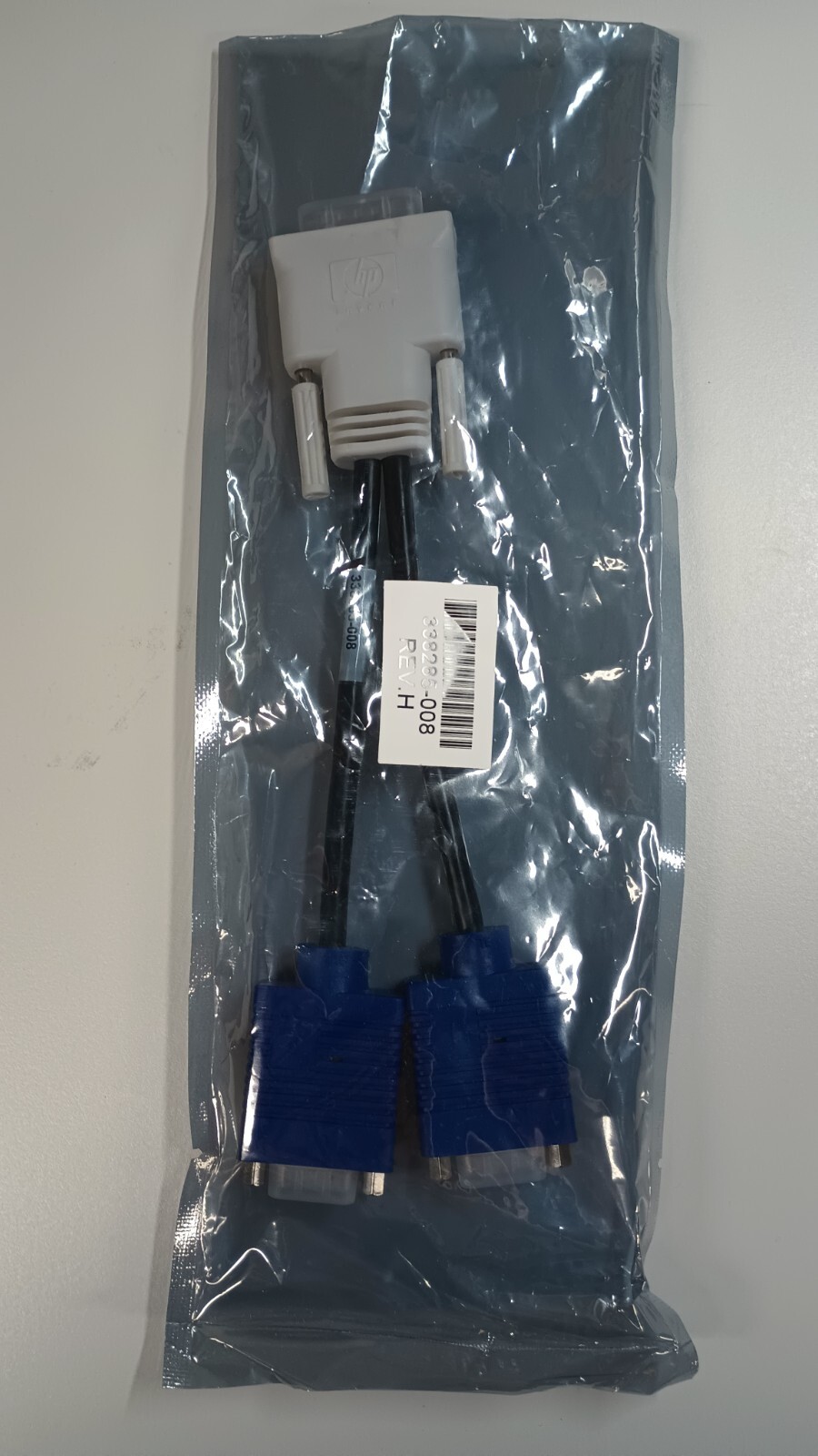 HP 338285-008 Rev A DMS-59 to Dual VGA Y Splitter Cable