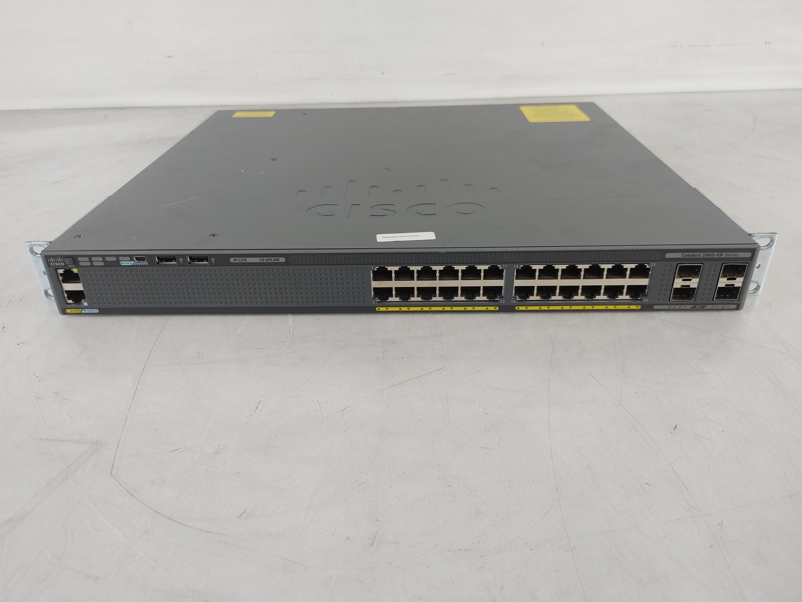 Cisco Catalyst WS-C2960XR-24TS-I 24x 1GbE Managed Switch