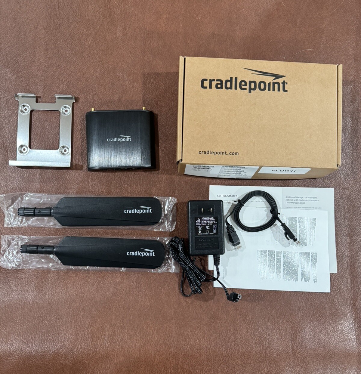 Cradlepoint IBR650LPE-VZ Ethernet Cellular Modem/wireless Router LTE Antenna