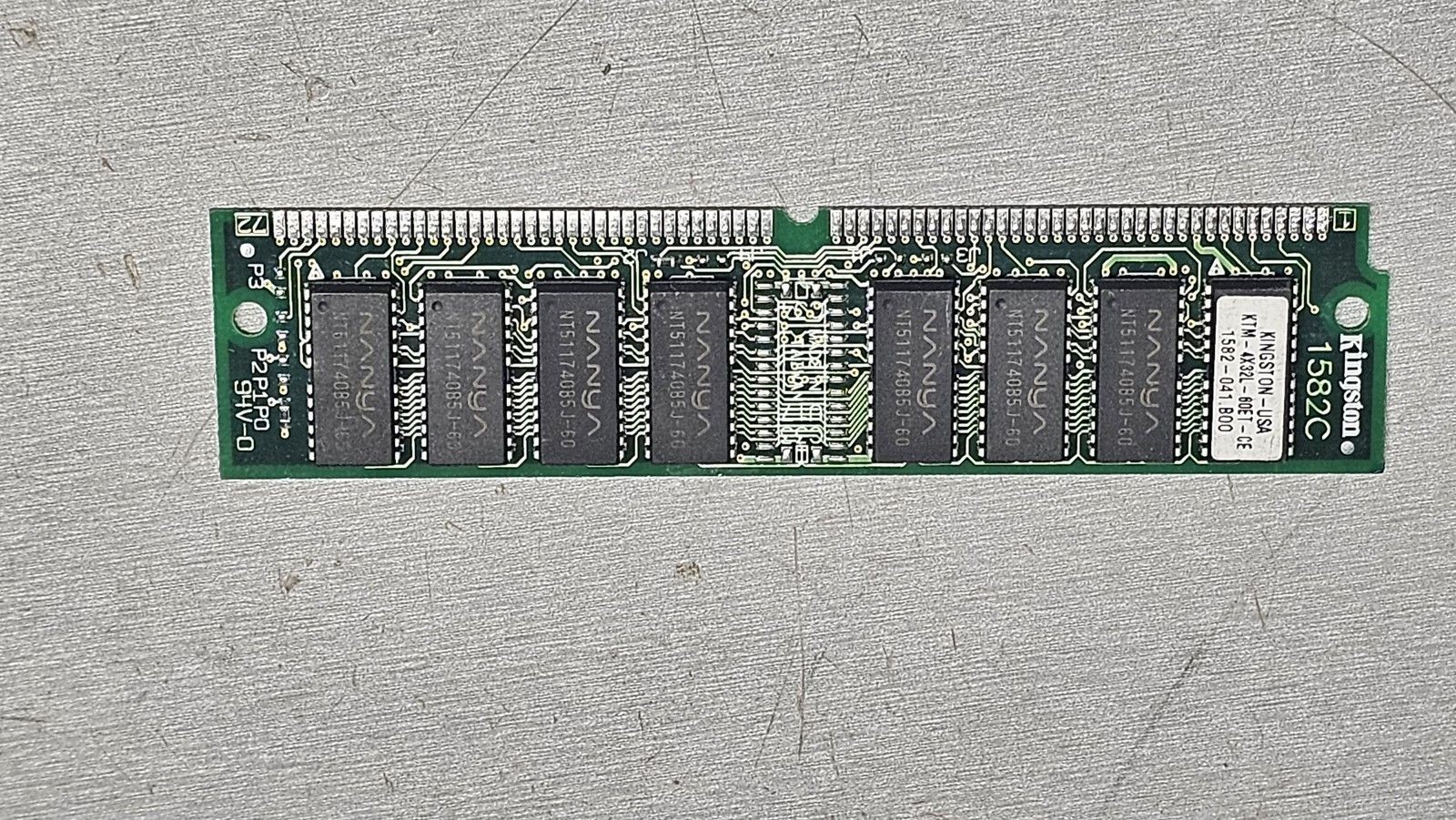 Kingston 1582C KTM-4X32L-80ET-CE Nanya NT51174085J-60 16MB