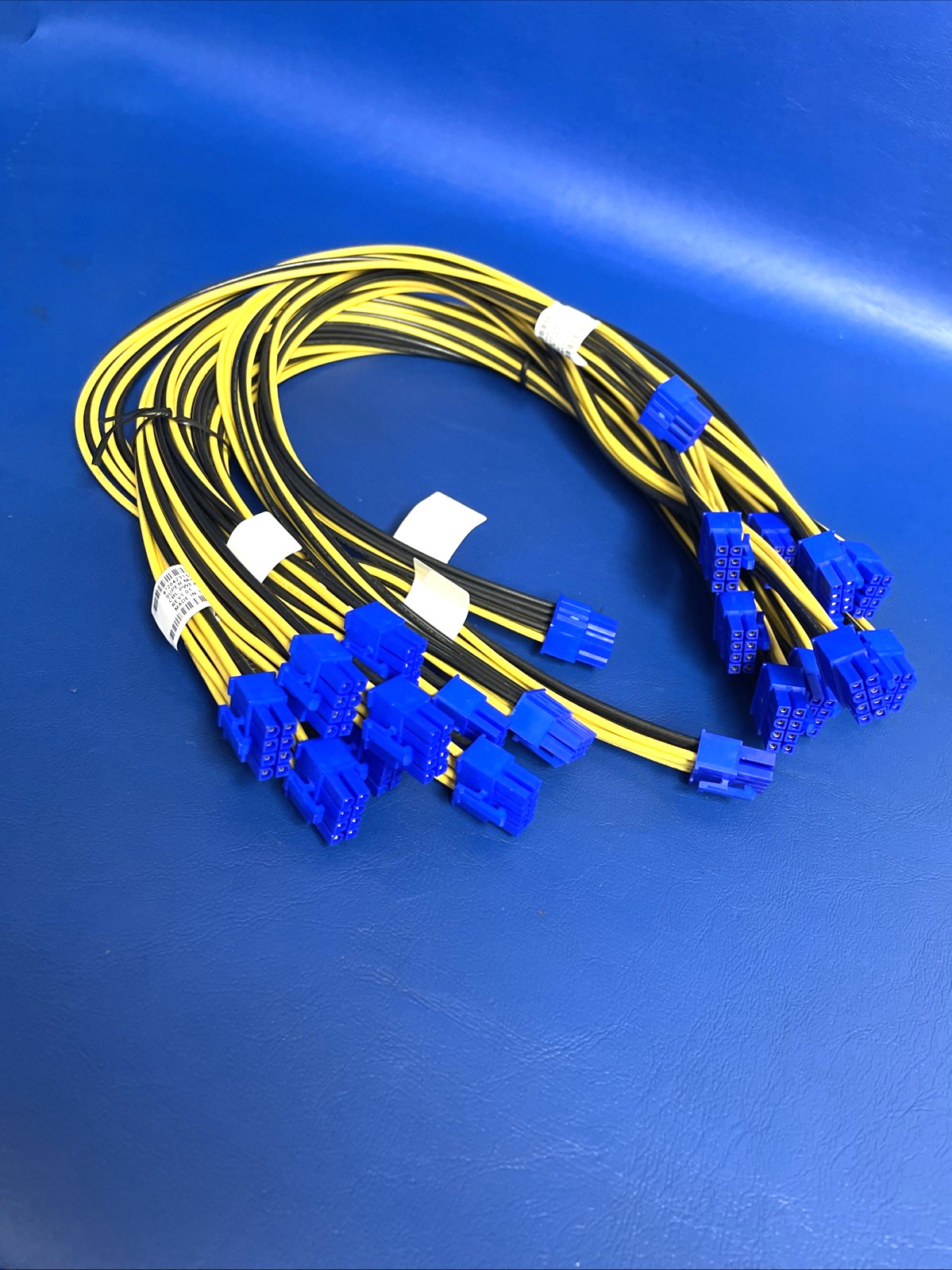 10X NEW CBL-PWEX-1042 SUPERMICRO 8-PIN MALE GPU INTERNAL POWER CABLES.