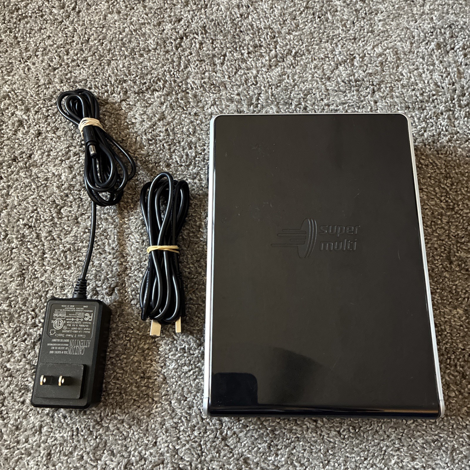 LG External Super Multi DVD Writer GE24NU40 Power Cord and USB Cable included