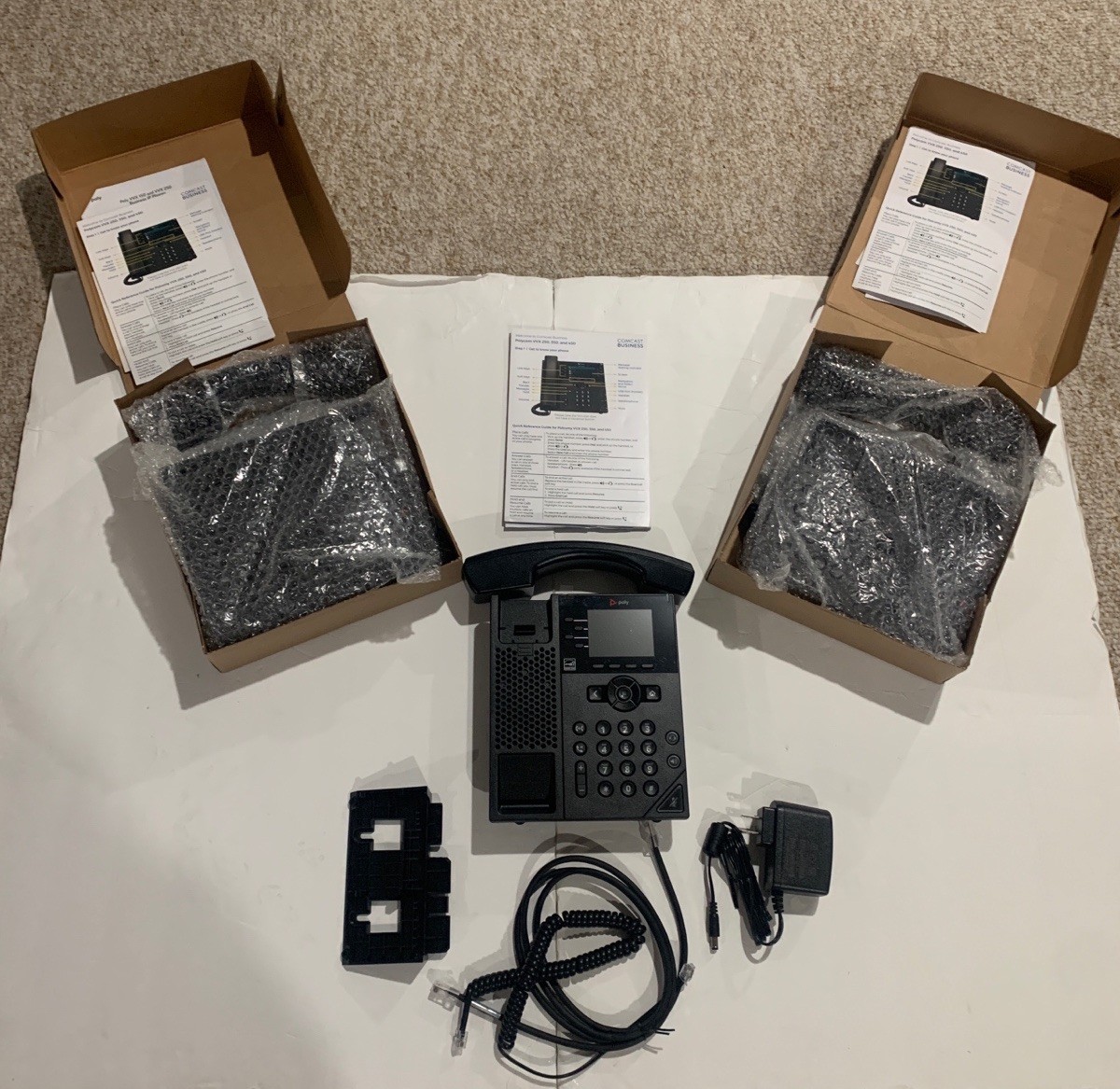 PolyVVX 250 4 Line  IP Phone & PoE w/Power Supply New Open Box Set of 3 - BLK